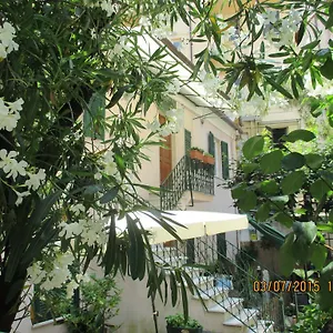 Apartment Il Giardino Degli Oleandri, La Spezia